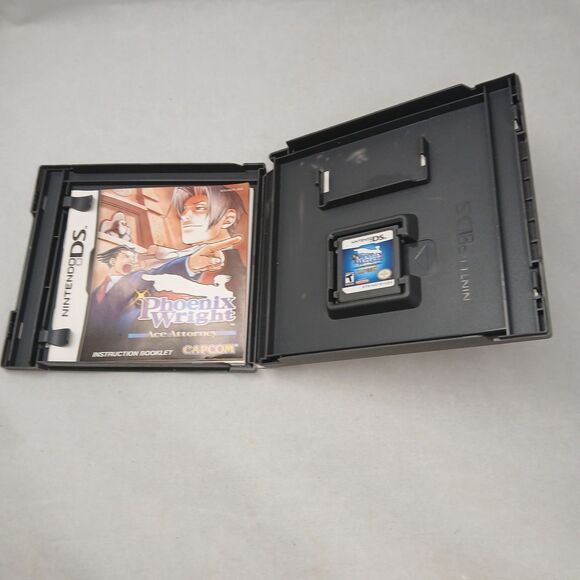 Phoenix Wright Ace Attorney Nintendo DS Game Used and COMPLETE - Picture 4 of 6